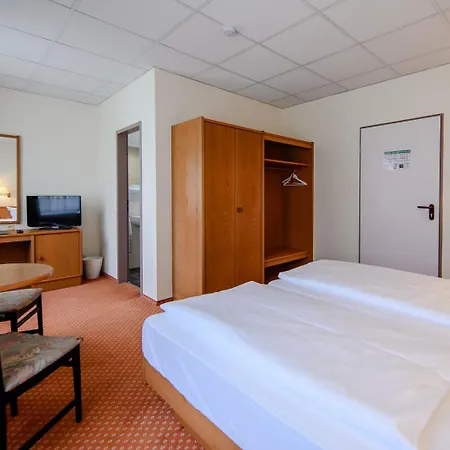 Hotel Rebschule Freyburg Buitenkant foto