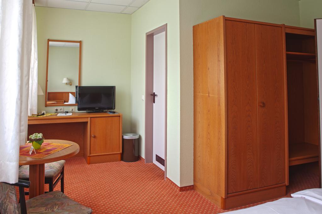 Hotel Rebschule 3*